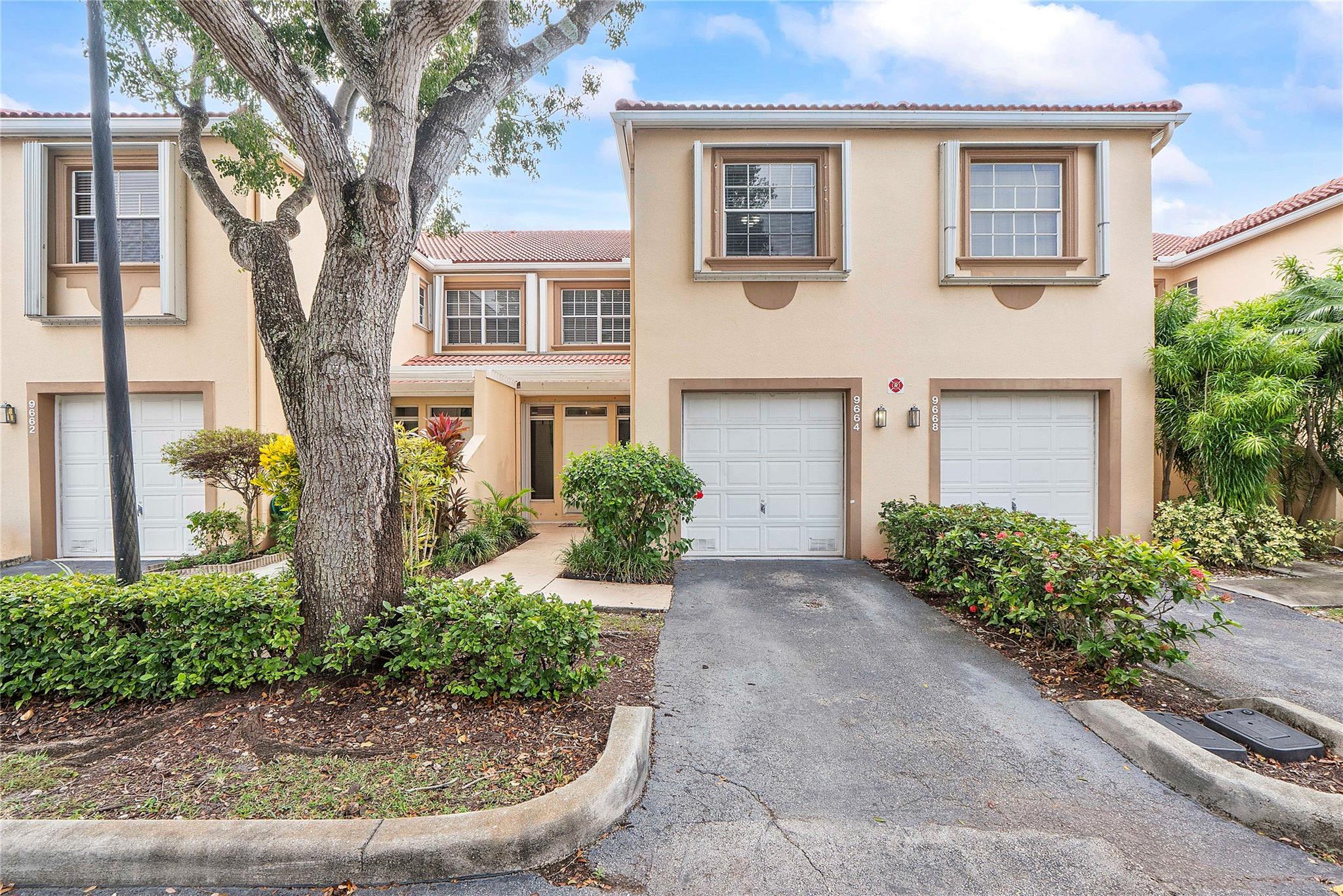 Coral Palm Village - Residential Lease