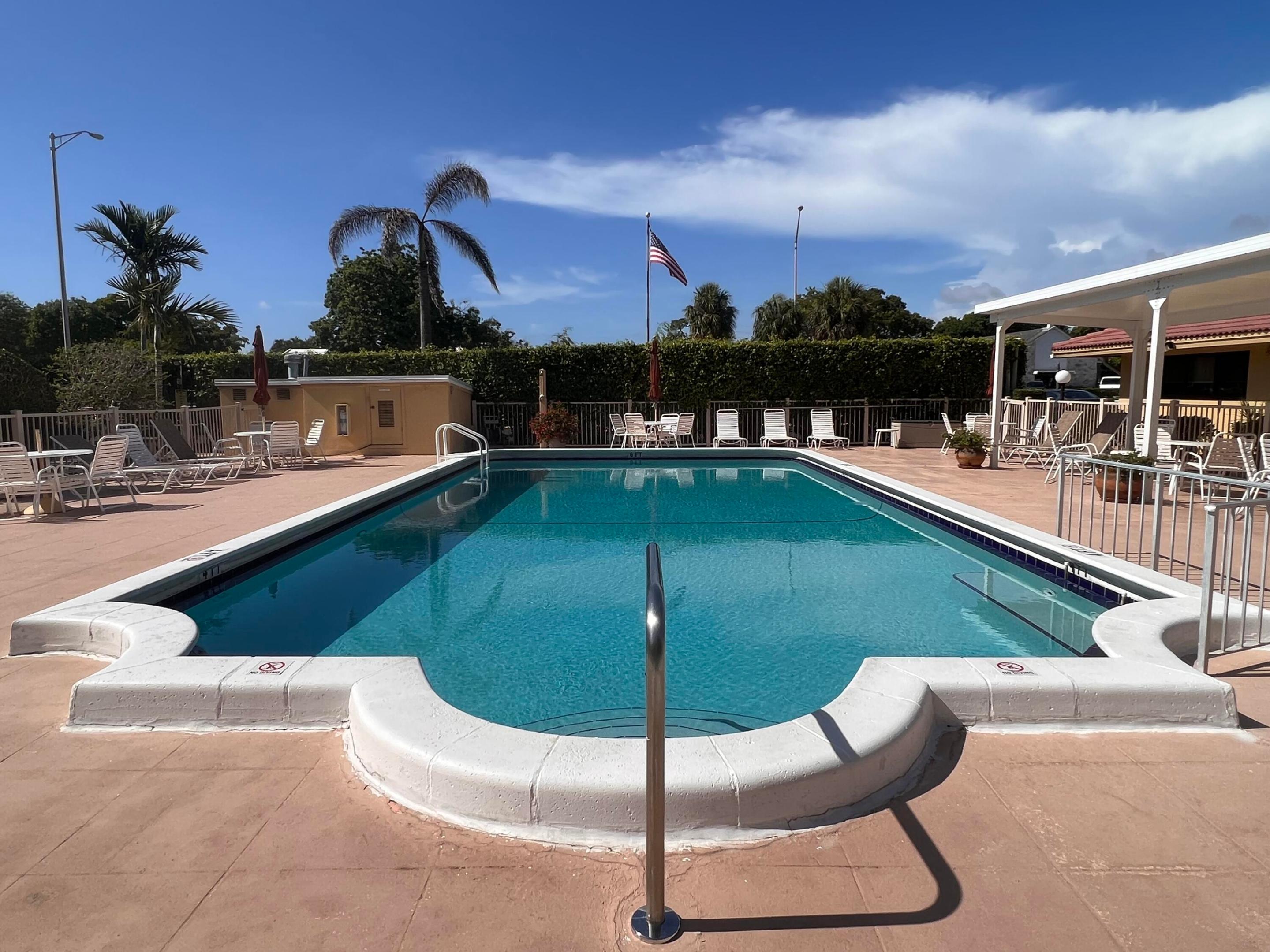 GARDEN-AIRE VILLAGE CONDO - Residential