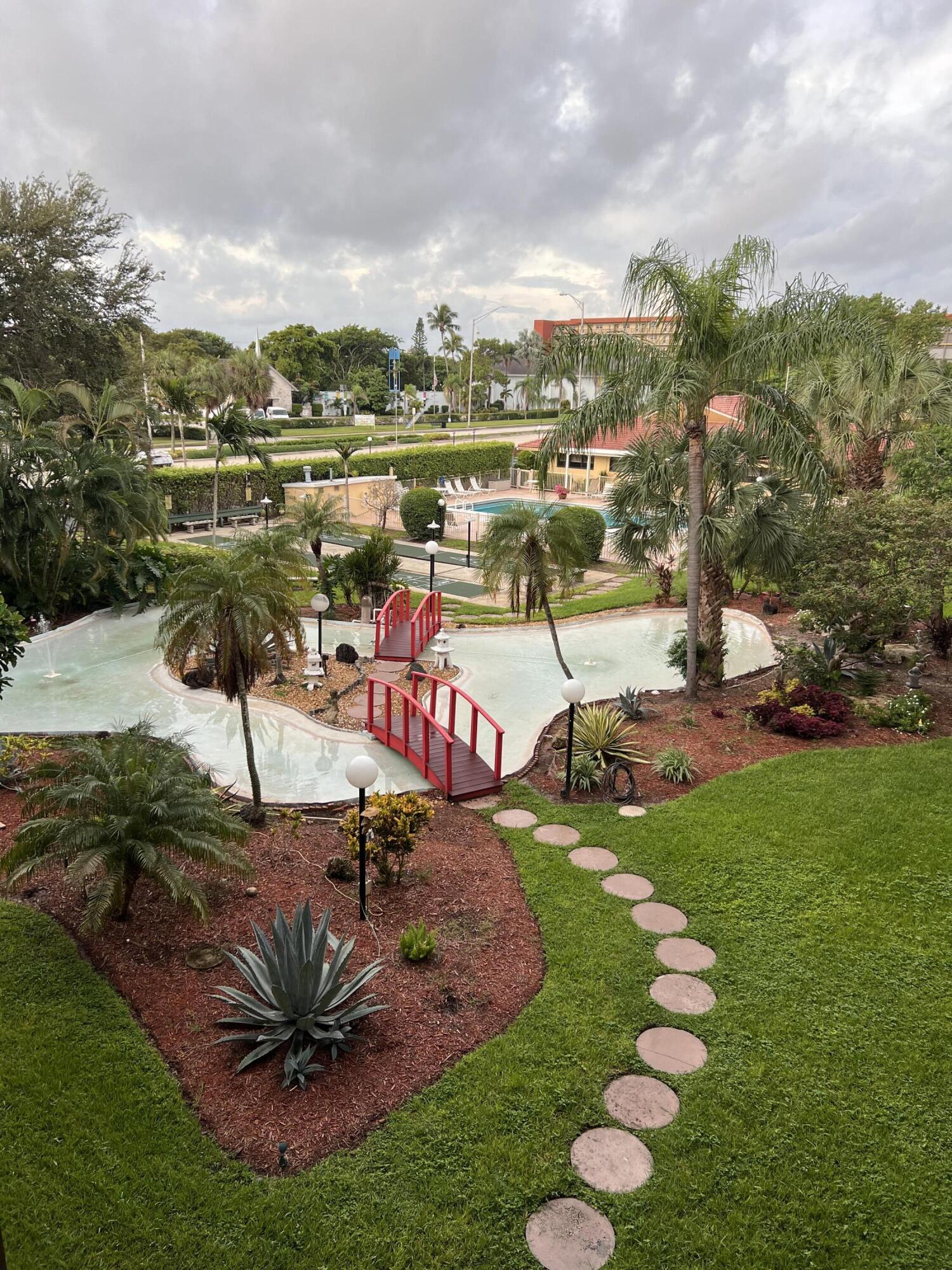 GARDEN-AIRE VILLAGE CONDO - Residential