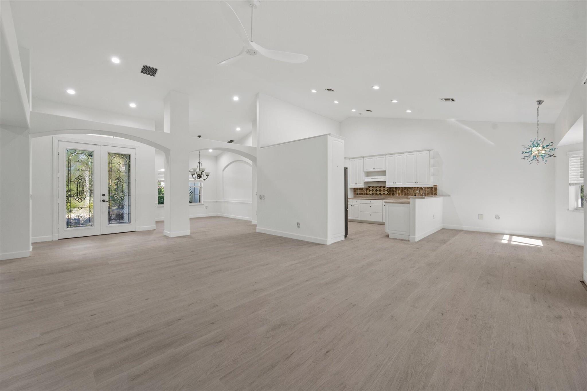 2005 SW Amarillo Lane