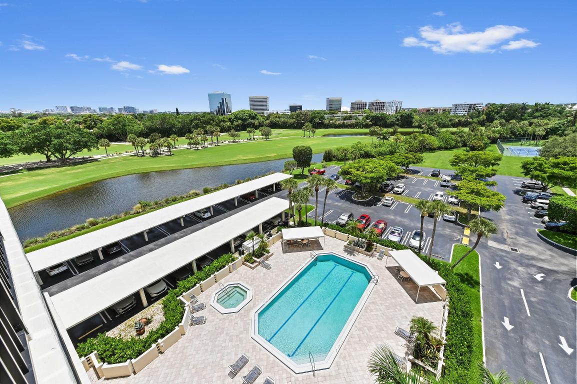 LANDS OF THE PRESIDENT/CONSULATE CONDO - Residential