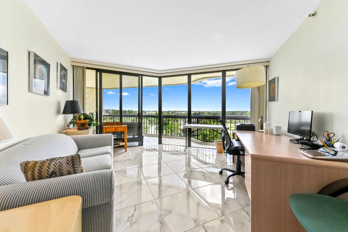 LANDS OF THE PRESIDENT/CONSULATE CONDO - Residential