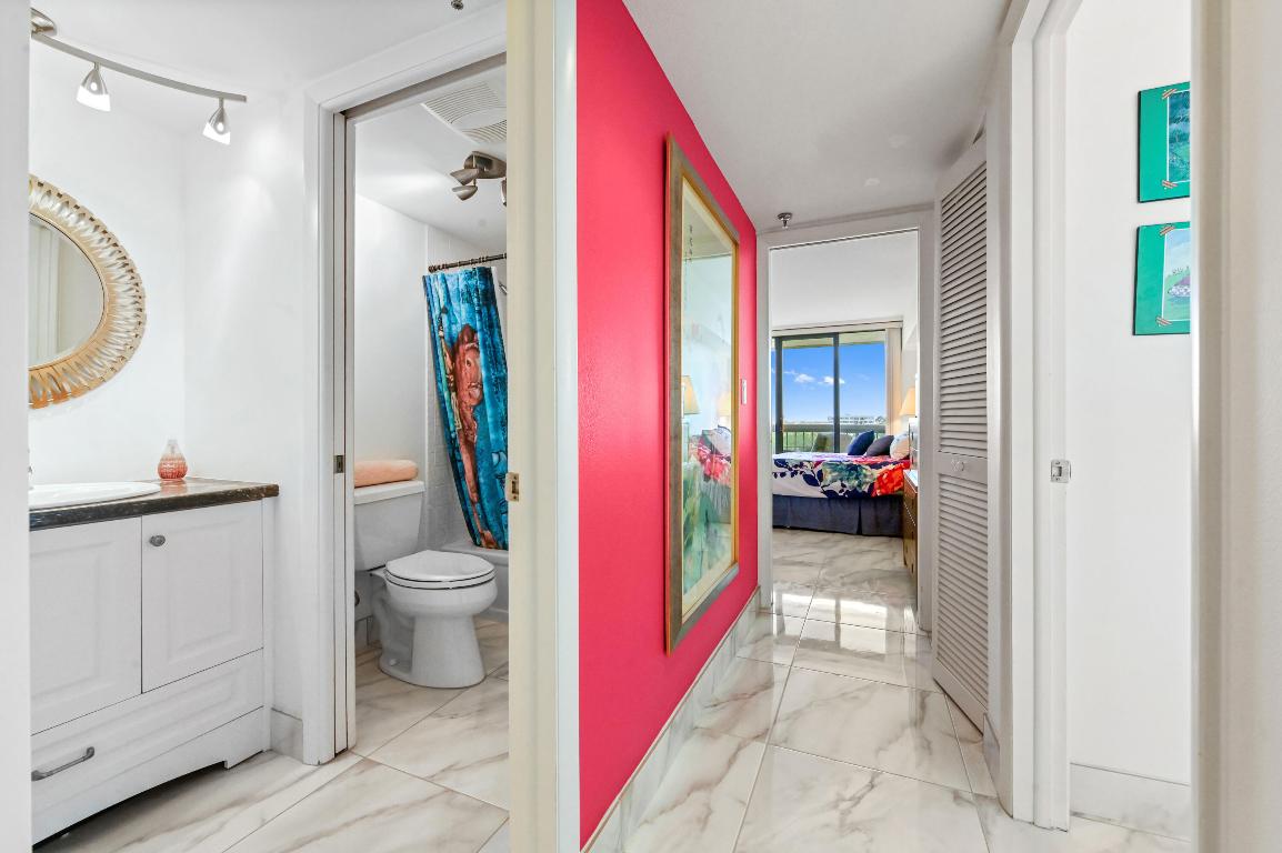 LANDS OF THE PRESIDENT/CONSULATE CONDO - Residential