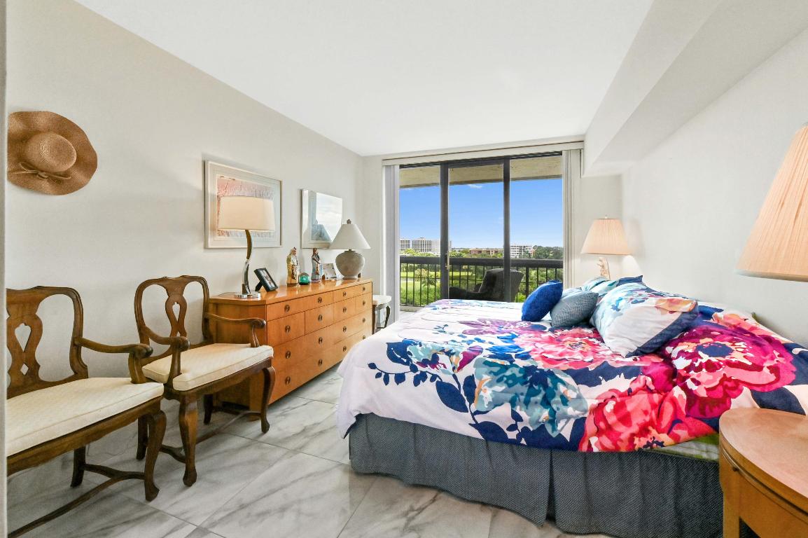 LANDS OF THE PRESIDENT/CONSULATE CONDO - Residential