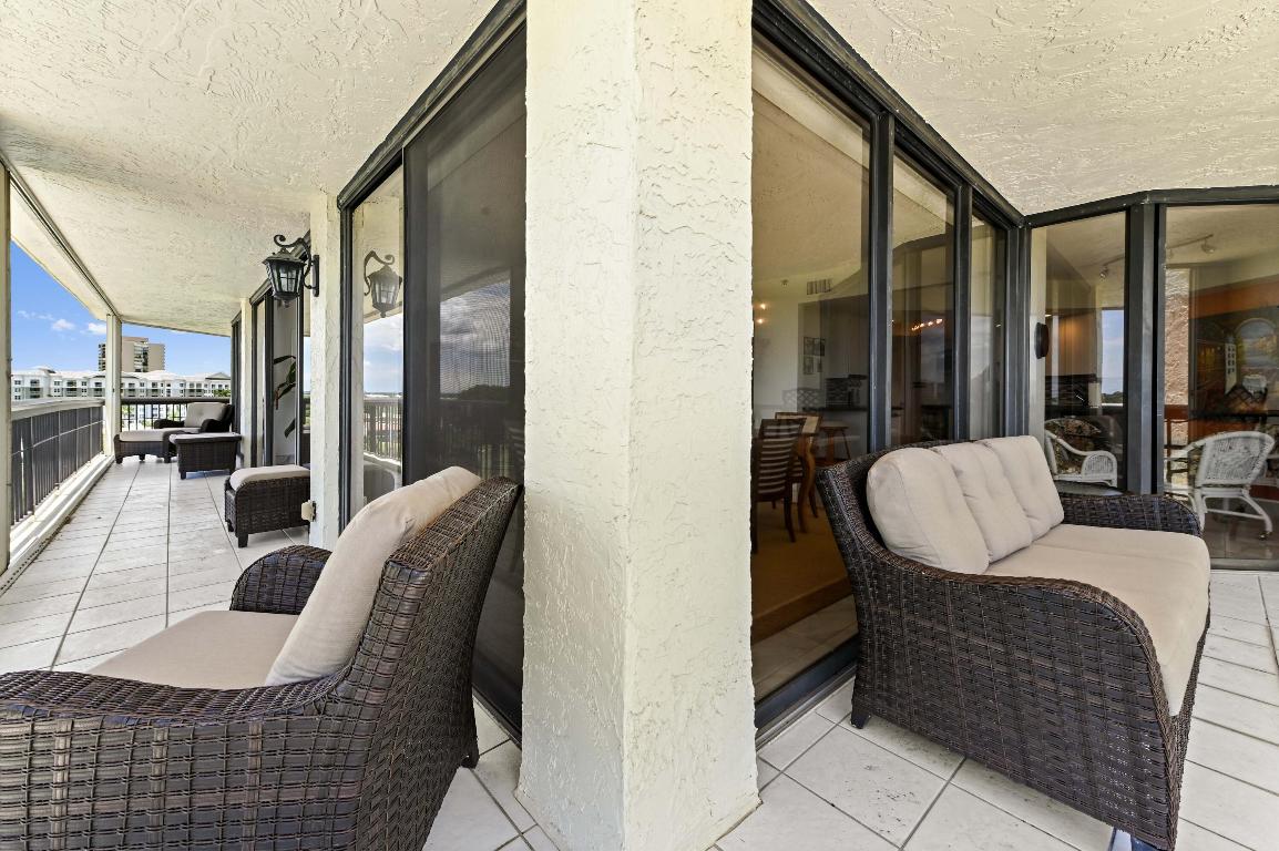 LANDS OF THE PRESIDENT/CONSULATE CONDO - Residential