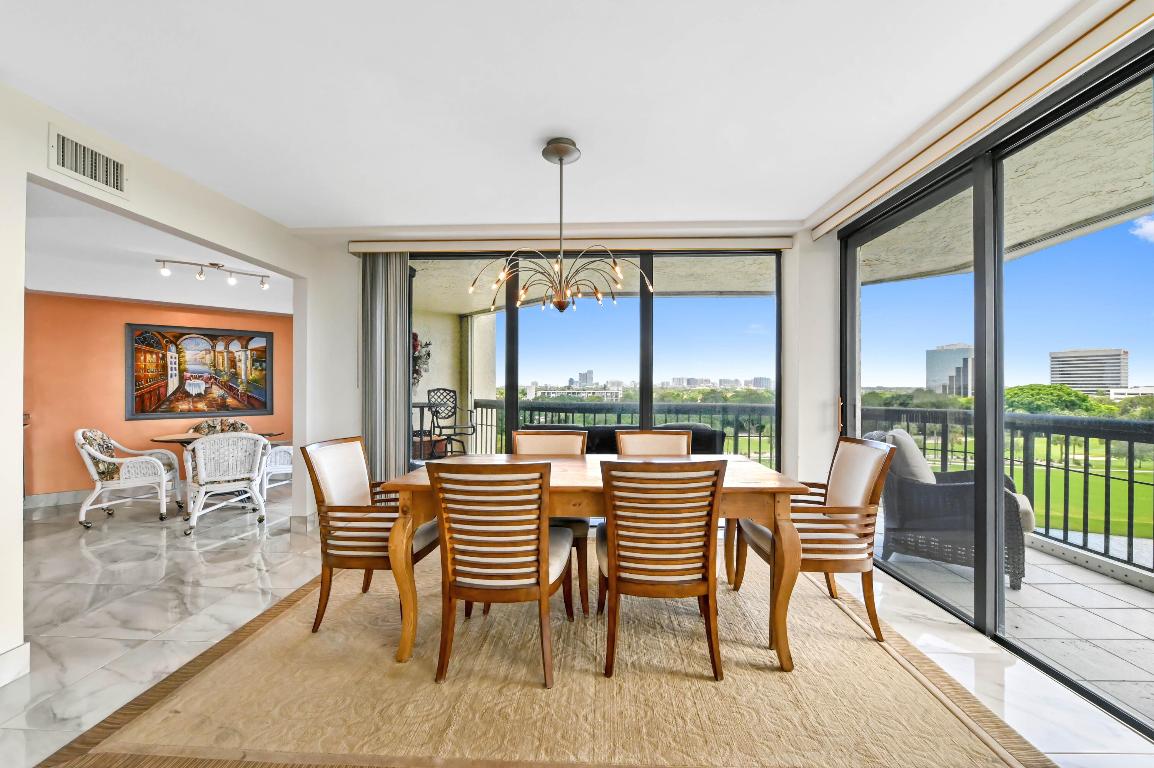 LANDS OF THE PRESIDENT/CONSULATE CONDO - Residential