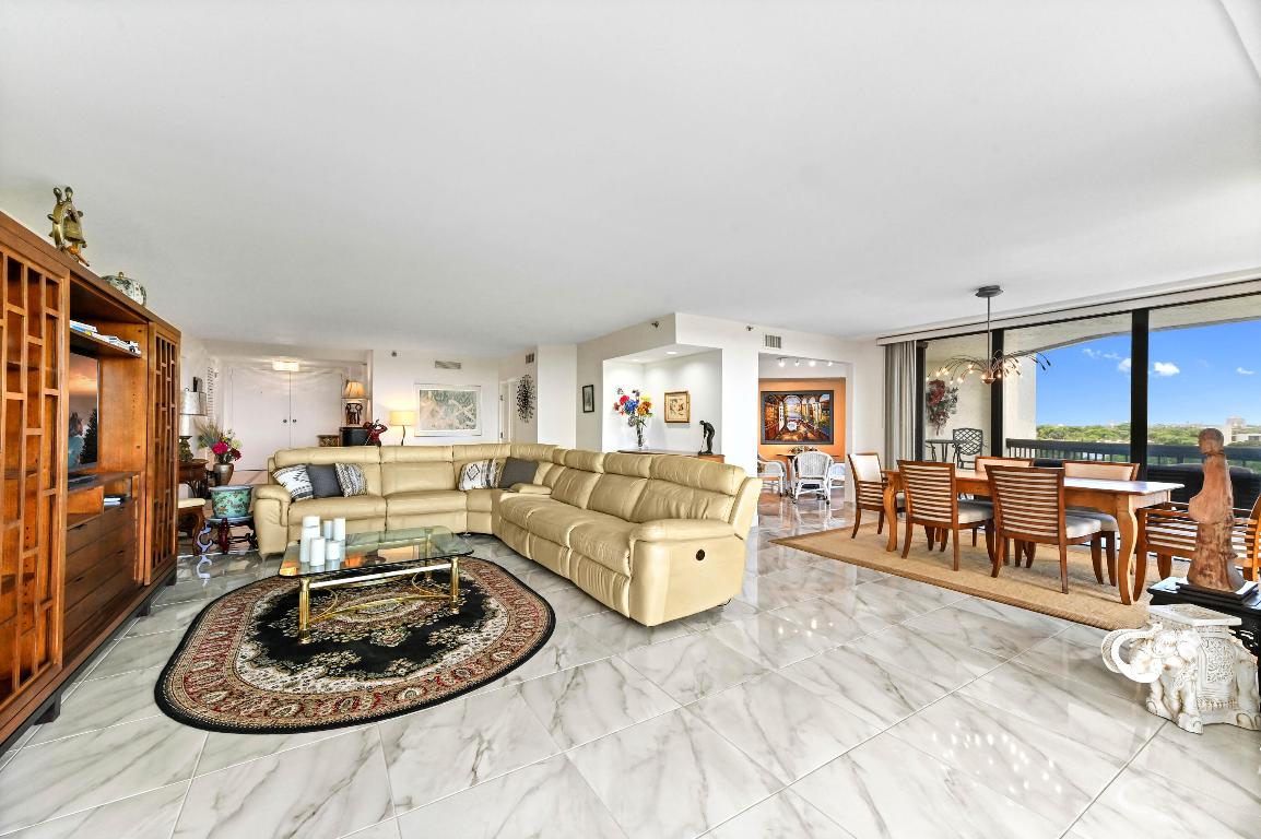 LANDS OF THE PRESIDENT/CONSULATE CONDO - Residential