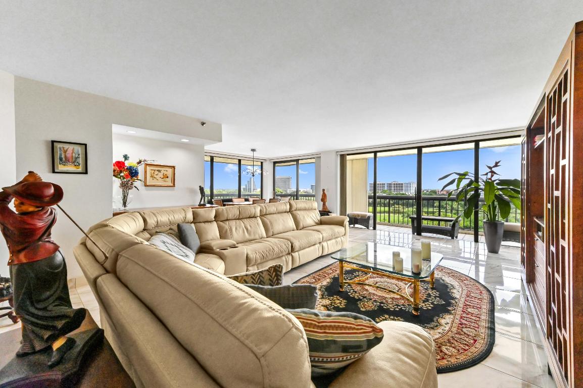 LANDS OF THE PRESIDENT/CONSULATE CONDO - Residential