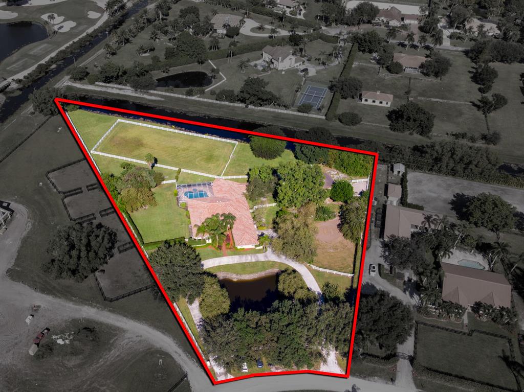 SADDLE TRAIL PARK OF WELL - Residential