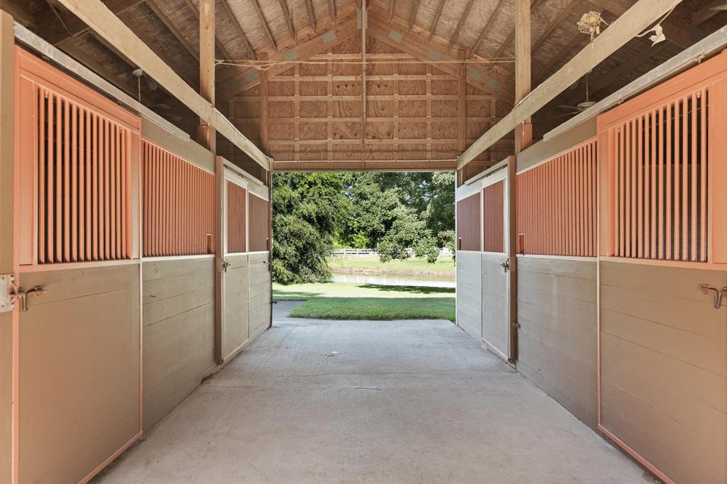 SADDLE TRAIL PARK OF WELL - Residential