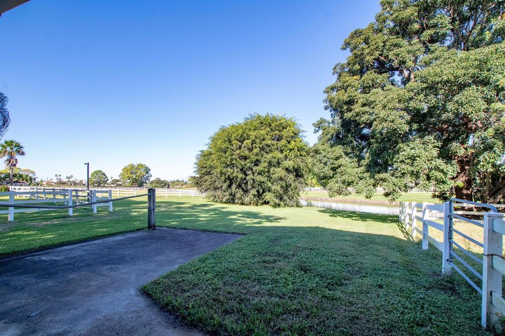 SADDLE TRAIL PARK OF WELL - Residential