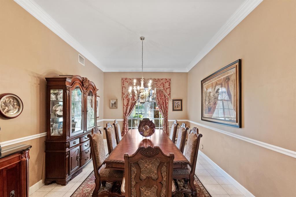 SADDLE TRAIL PARK OF WELL - Residential