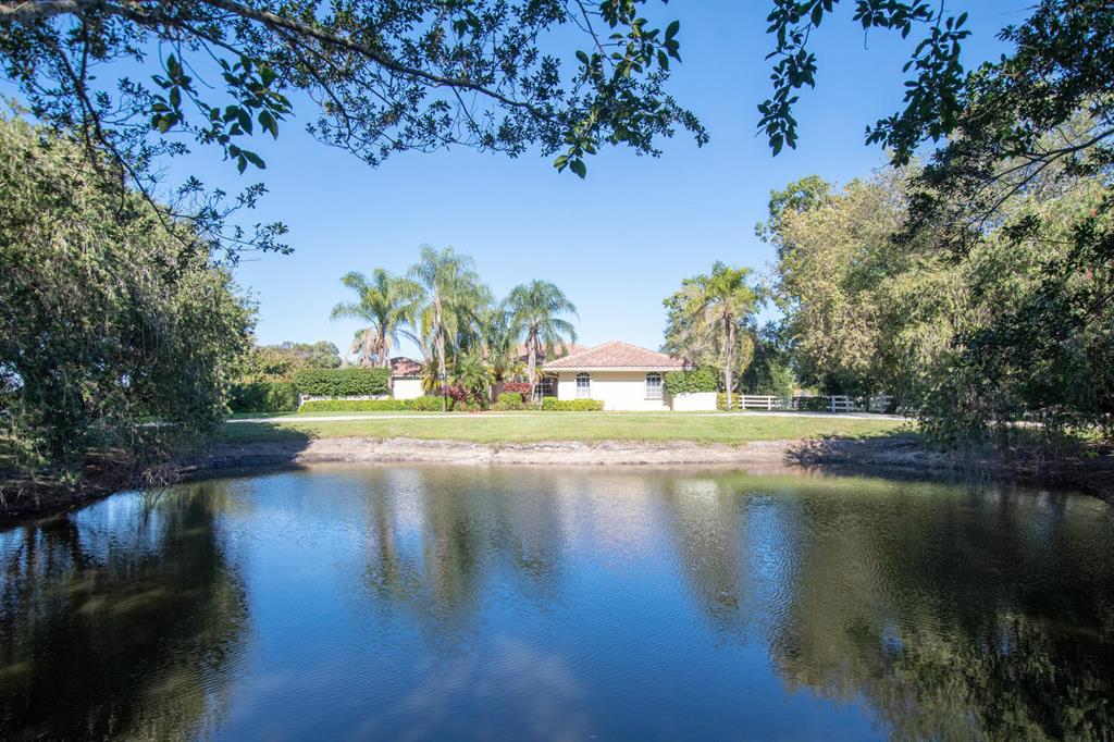 SADDLE TRAIL PARK OF WELL - Residential