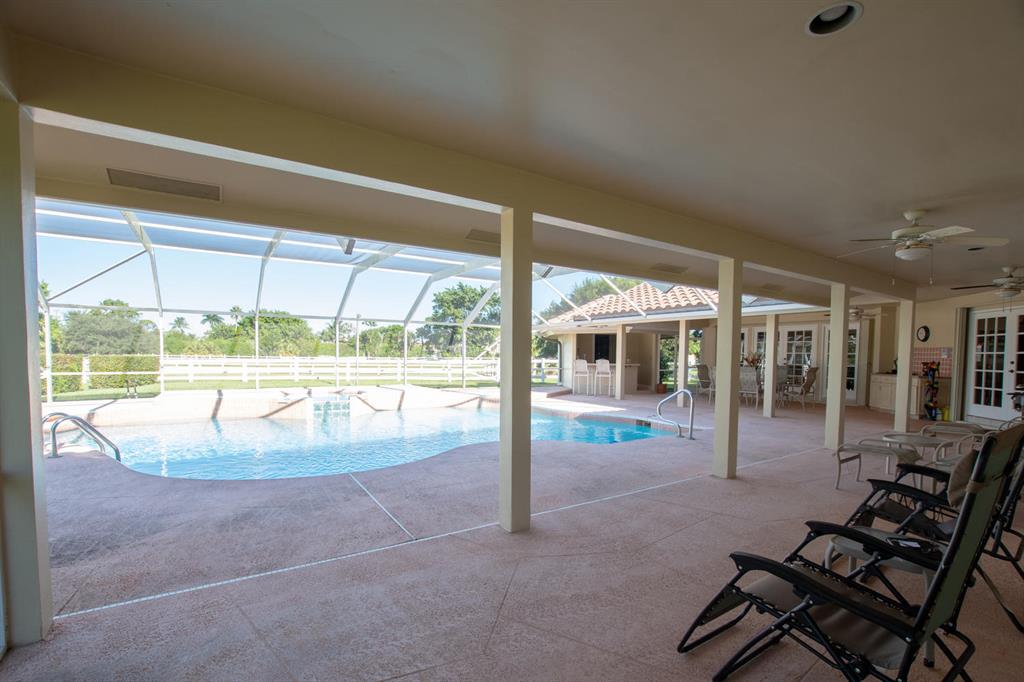 SADDLE TRAIL PARK OF WELL - Residential