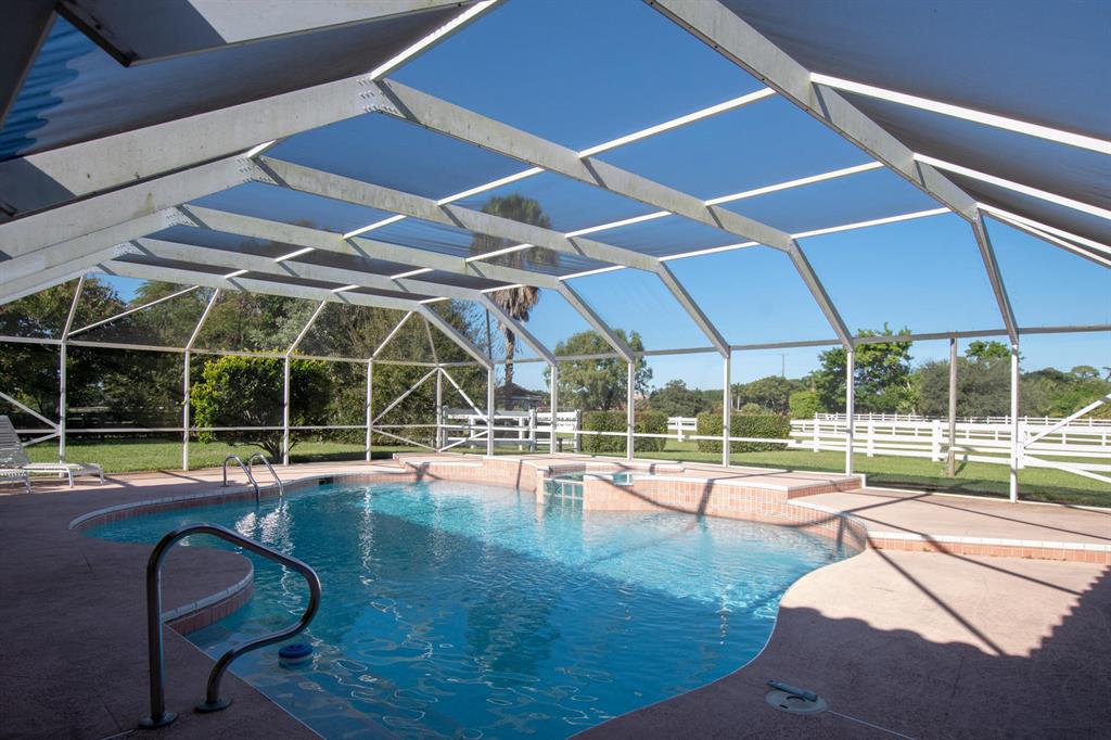 SADDLE TRAIL PARK OF WELL - Residential