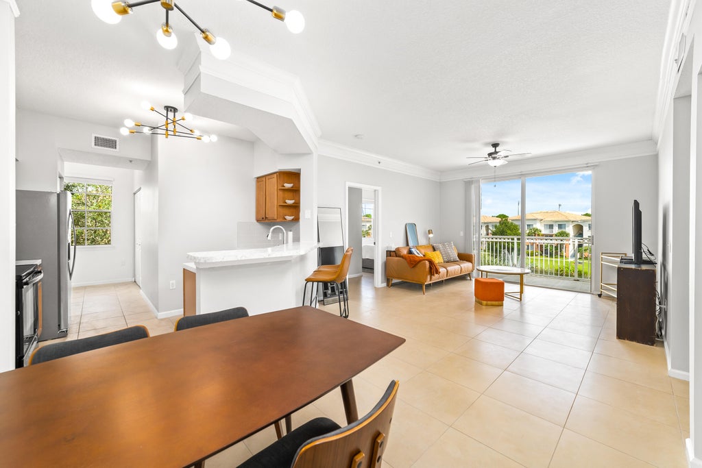 Photo of 10302 Myrtlewood Circle W, Palm Beach Gardens, FL 33418 (MLS # R11044786)