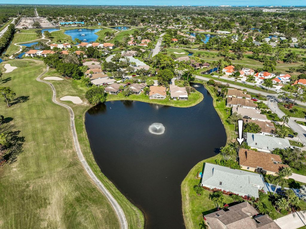 Photo of 6938 Touchstone Circle, Palm Beach Gardens, FL 33418 (MLS # R11138742)