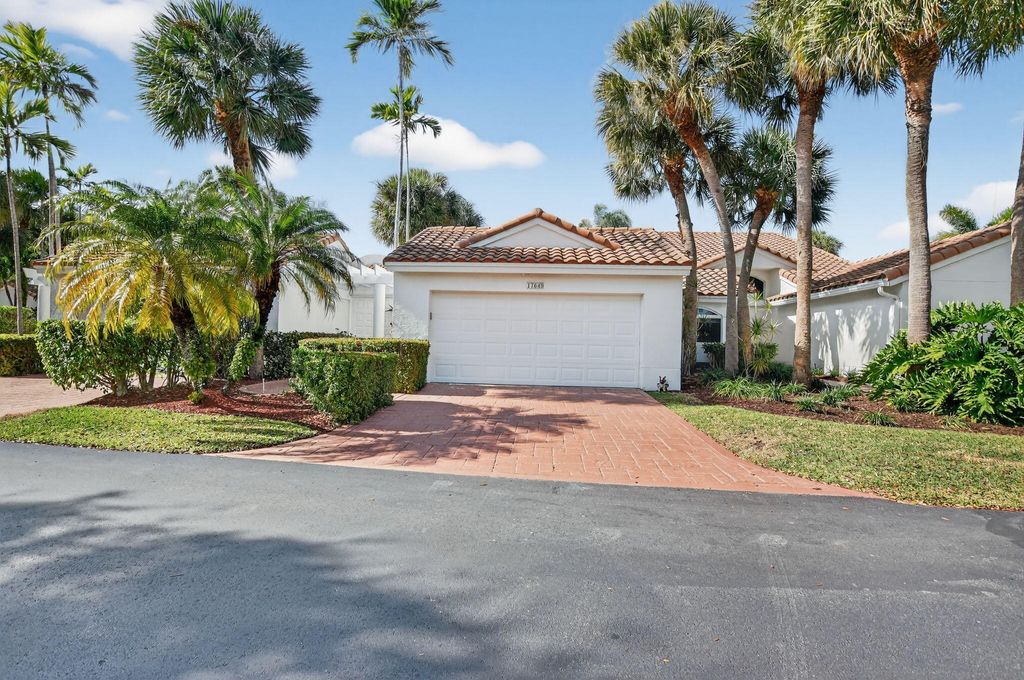 Photo of 17649 Candlewood Terrace, Boca Raton, FL 33487 (MLS # R11164305)