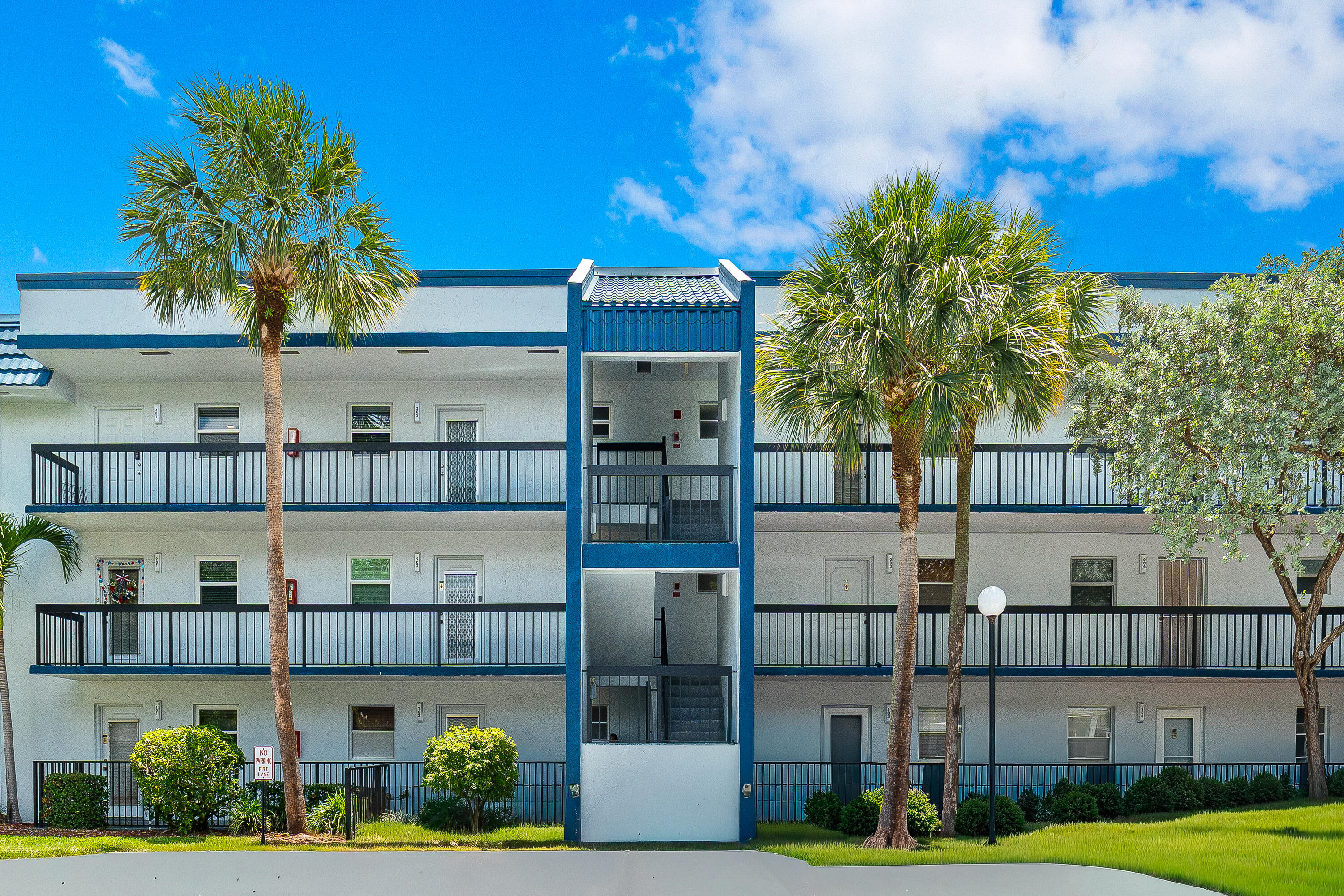 HOLIDAY SPRINGS VILLAGE 1 CONDO - Residential