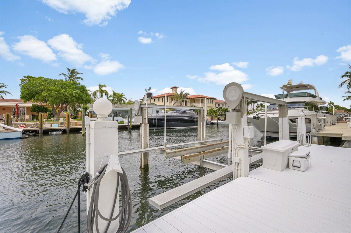 Hillsboro Harbor - Residential