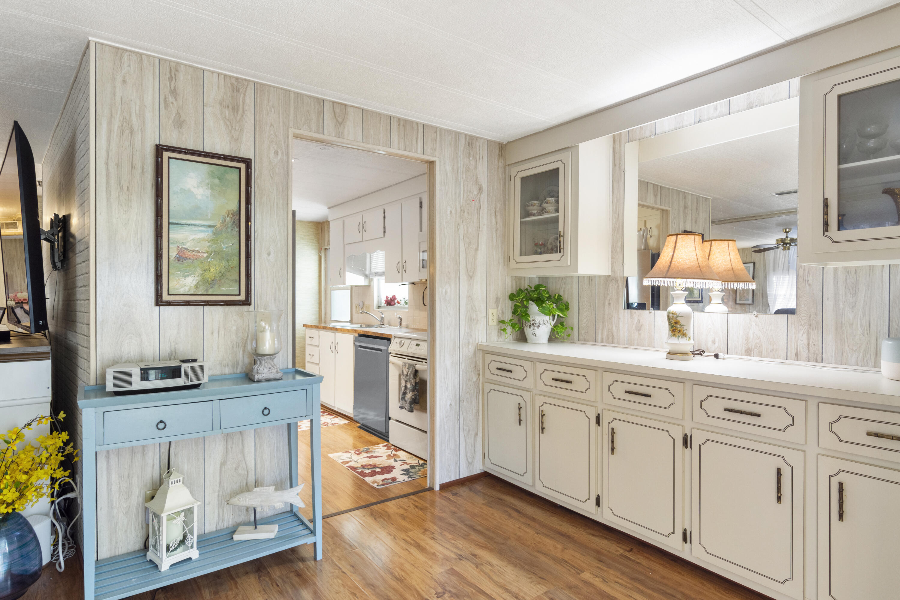 Pinelake Village - Residential