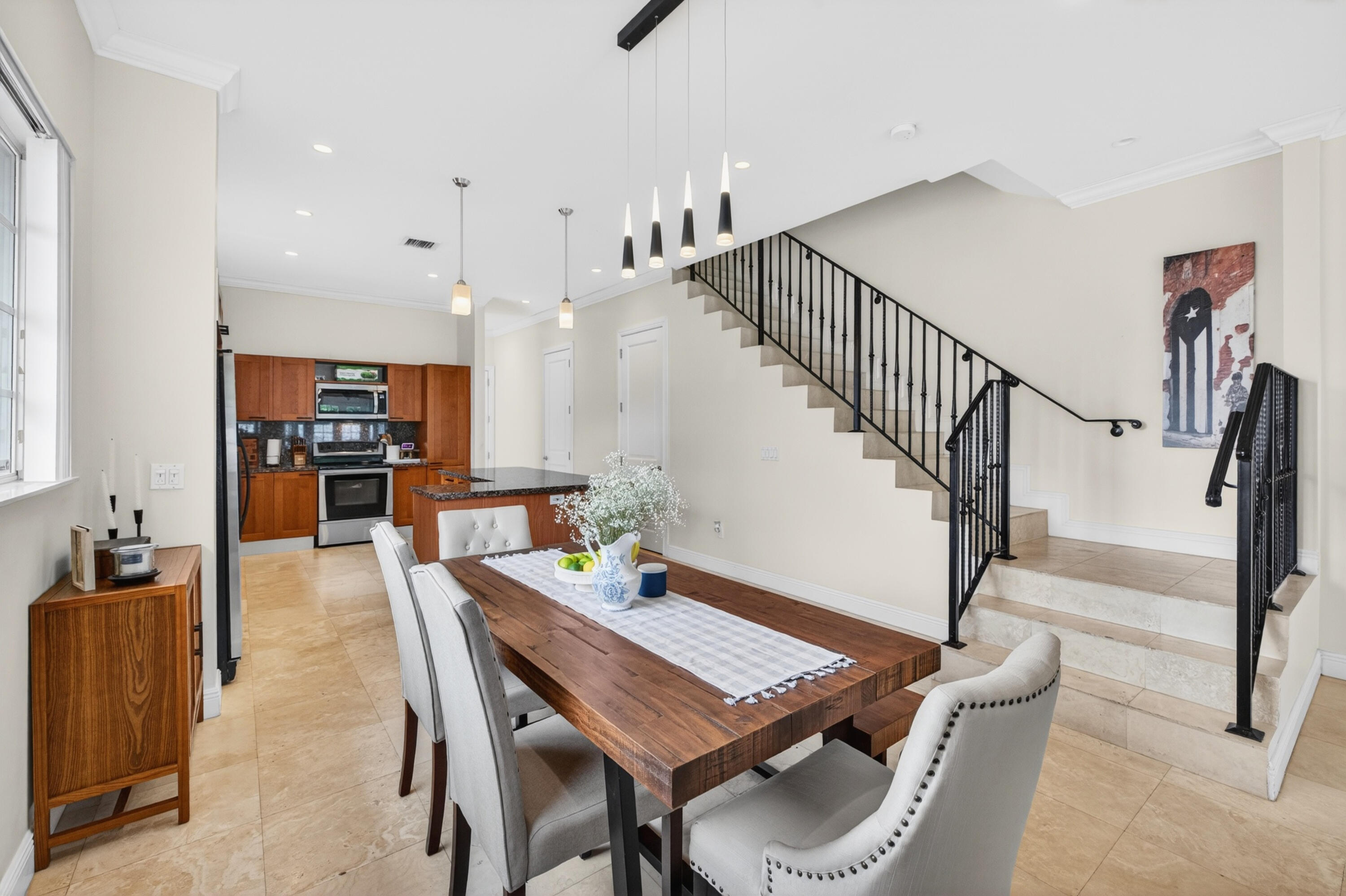 825 Sw 12th Street