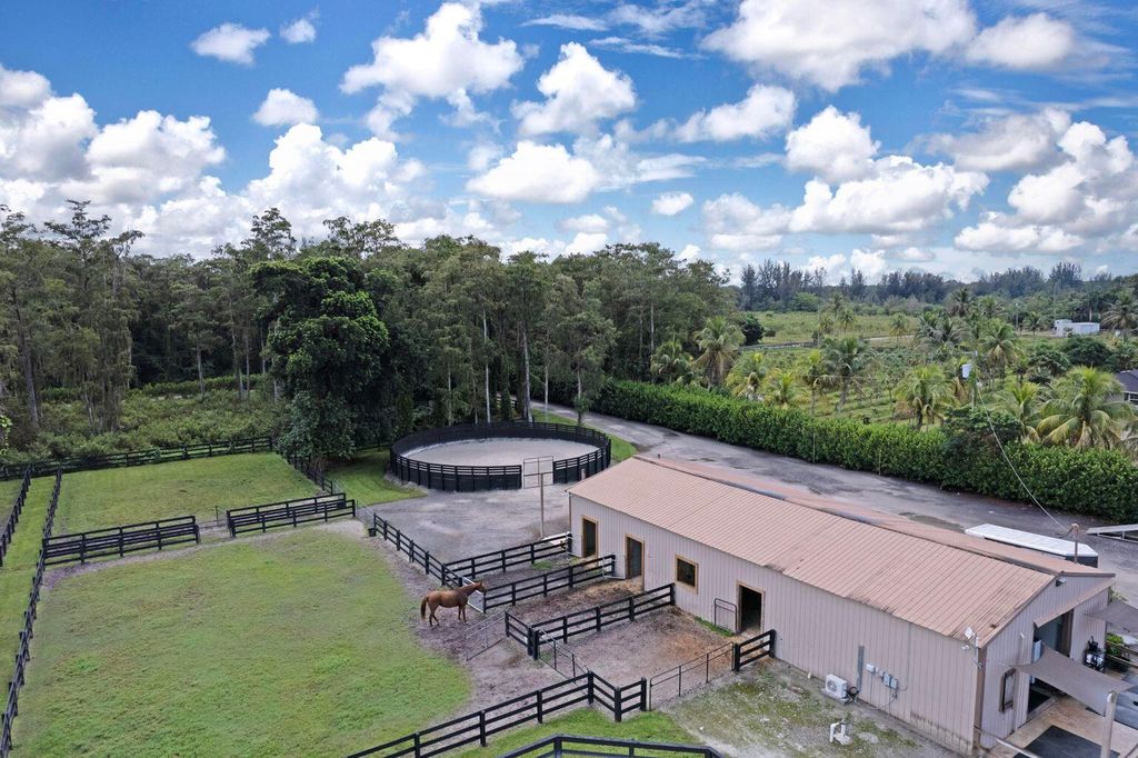 Photo of 6149 Park Lane E, Lake Worth, FL 33449 (MLS # R11160170)