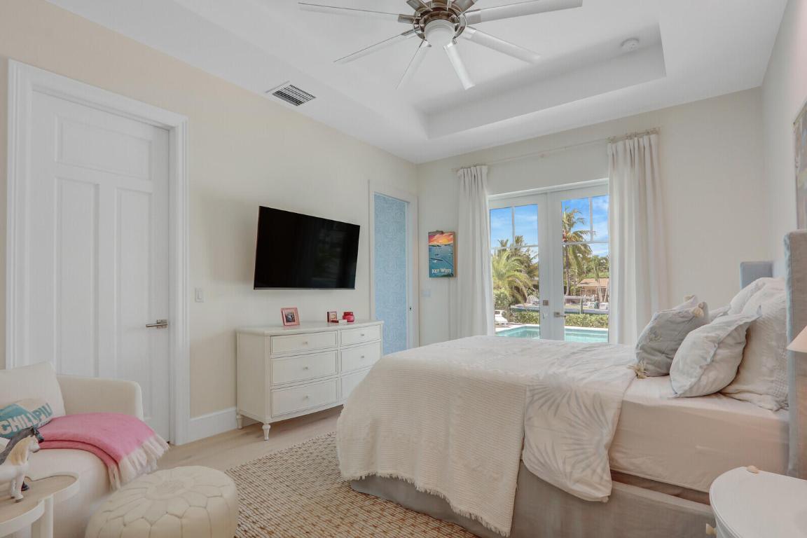 RIVERSIDE - Residential