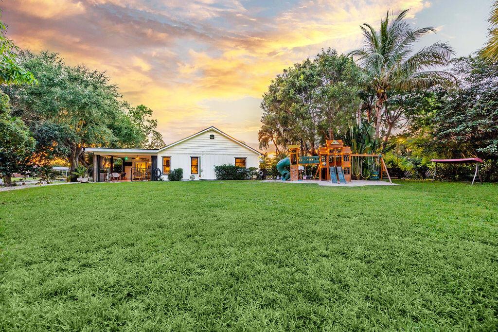 LAKE CLARKE MNR - Residential