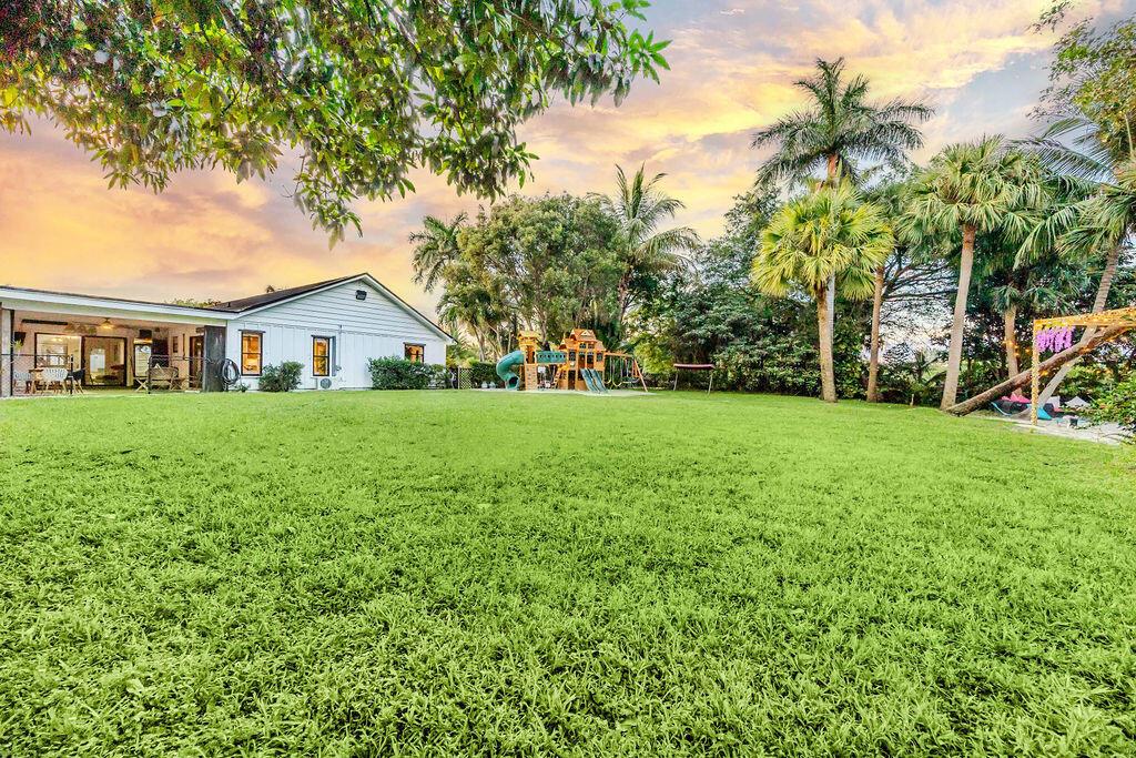LAKE CLARKE MNR - Residential