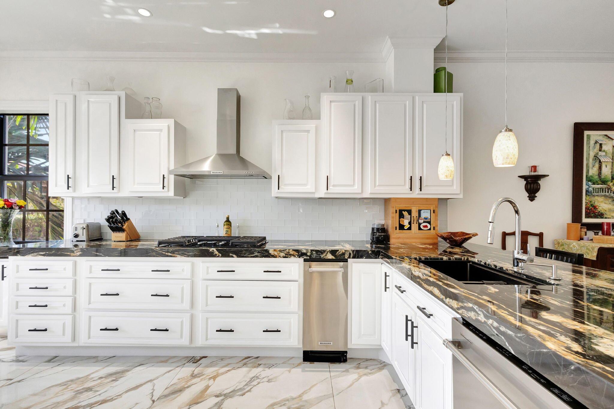 CASA DEL SOL OF TEQUESTA - Residential Lease