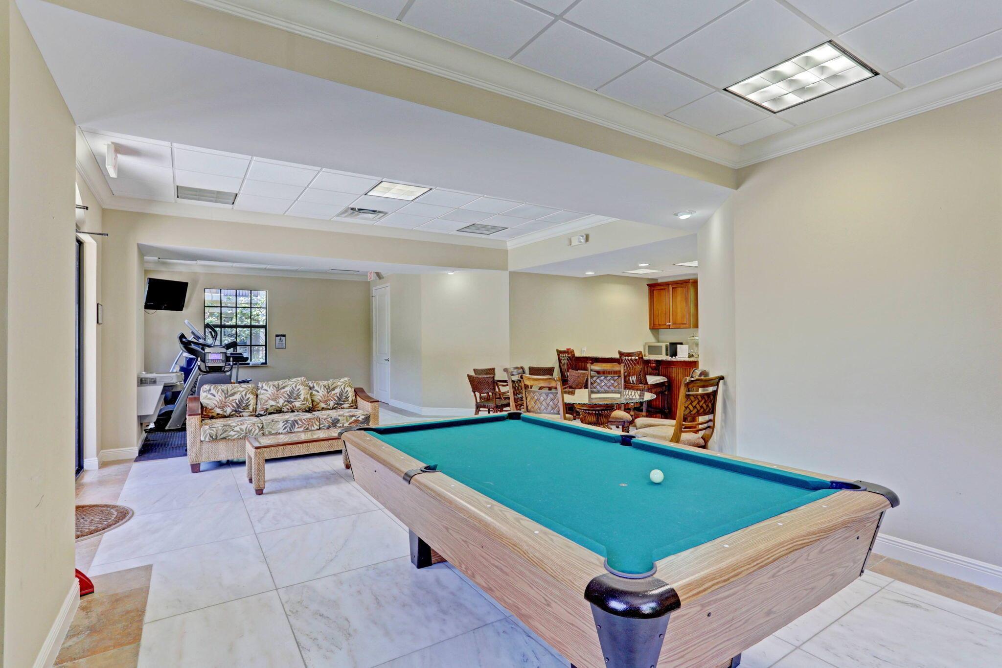 CASA DEL SOL OF TEQUESTA - Residential Lease