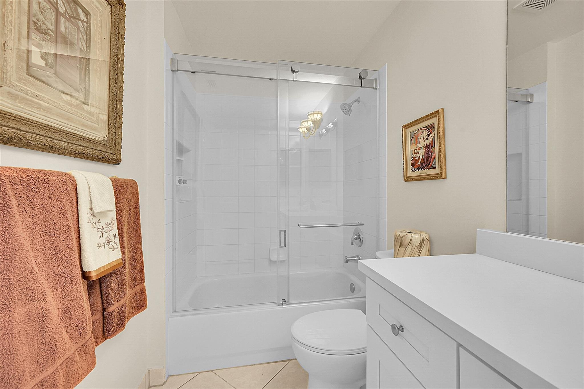 Valencia Isles 03 - Residential