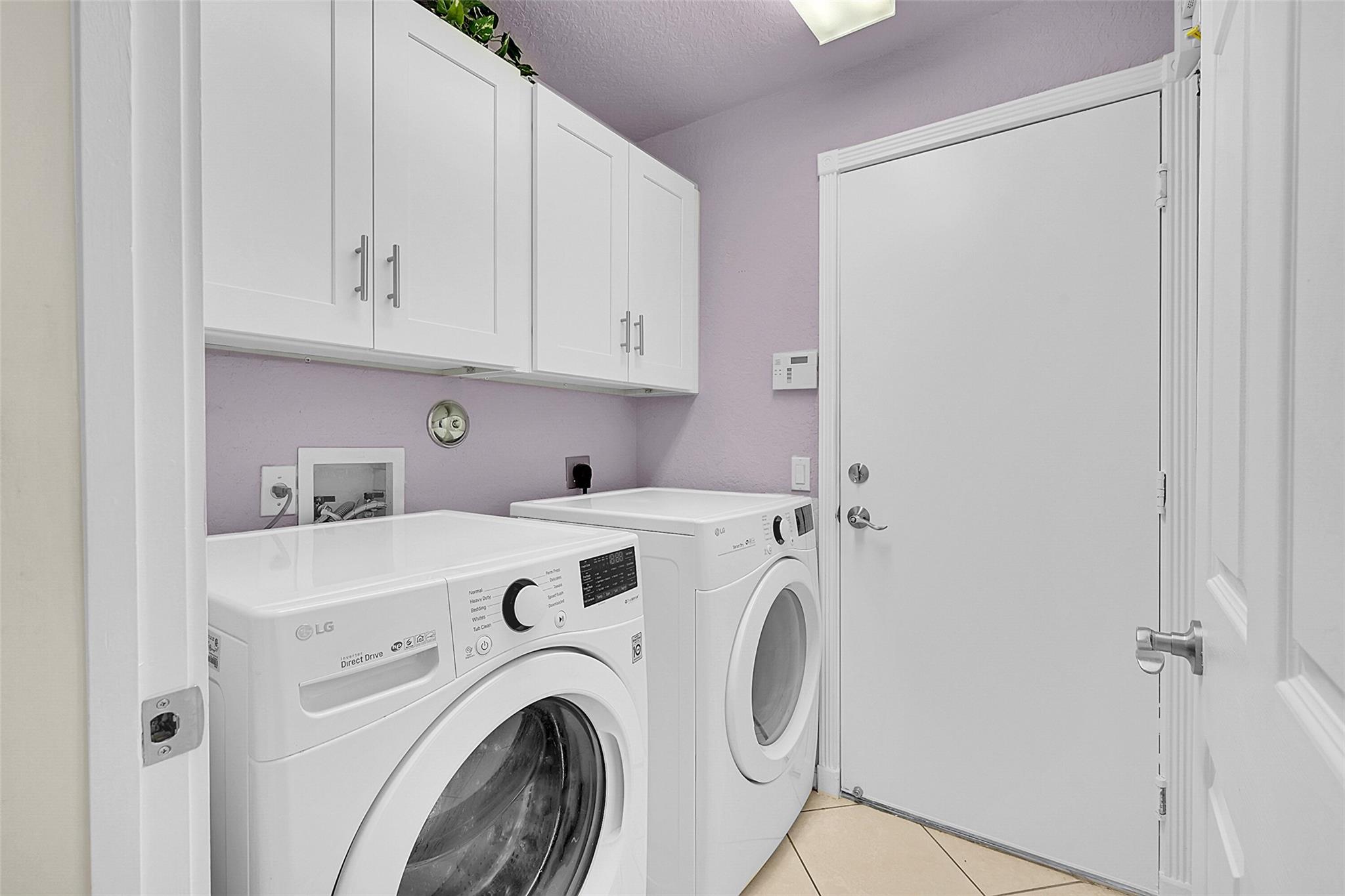 Valencia Isles 03 - Residential