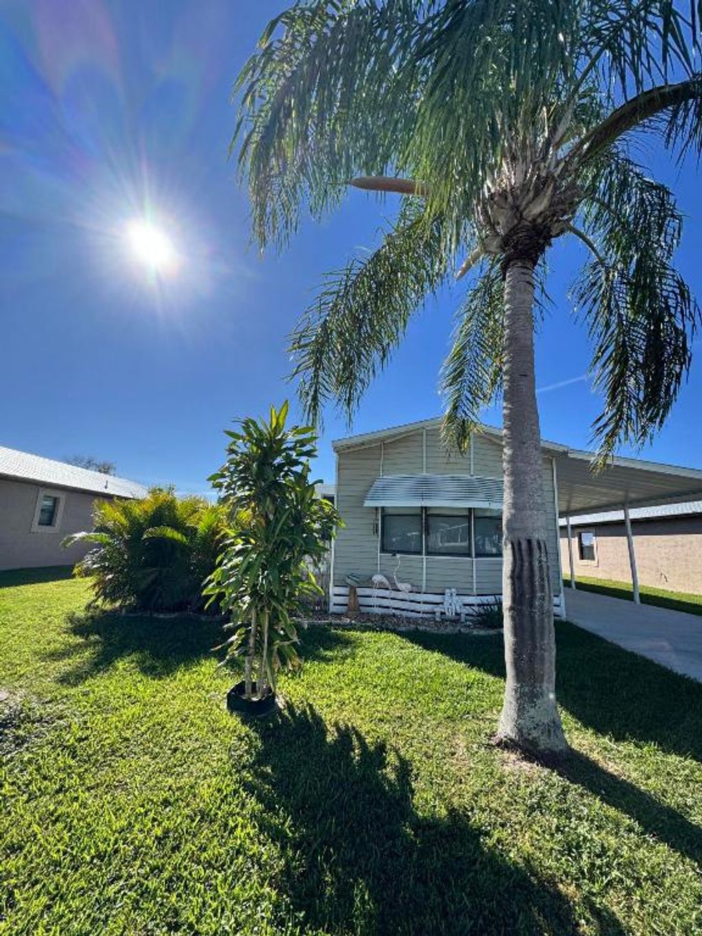 Photo of 14415 Isla Flores Avenue, Fort Pierce, FL 34951 (MLS # R11142079)