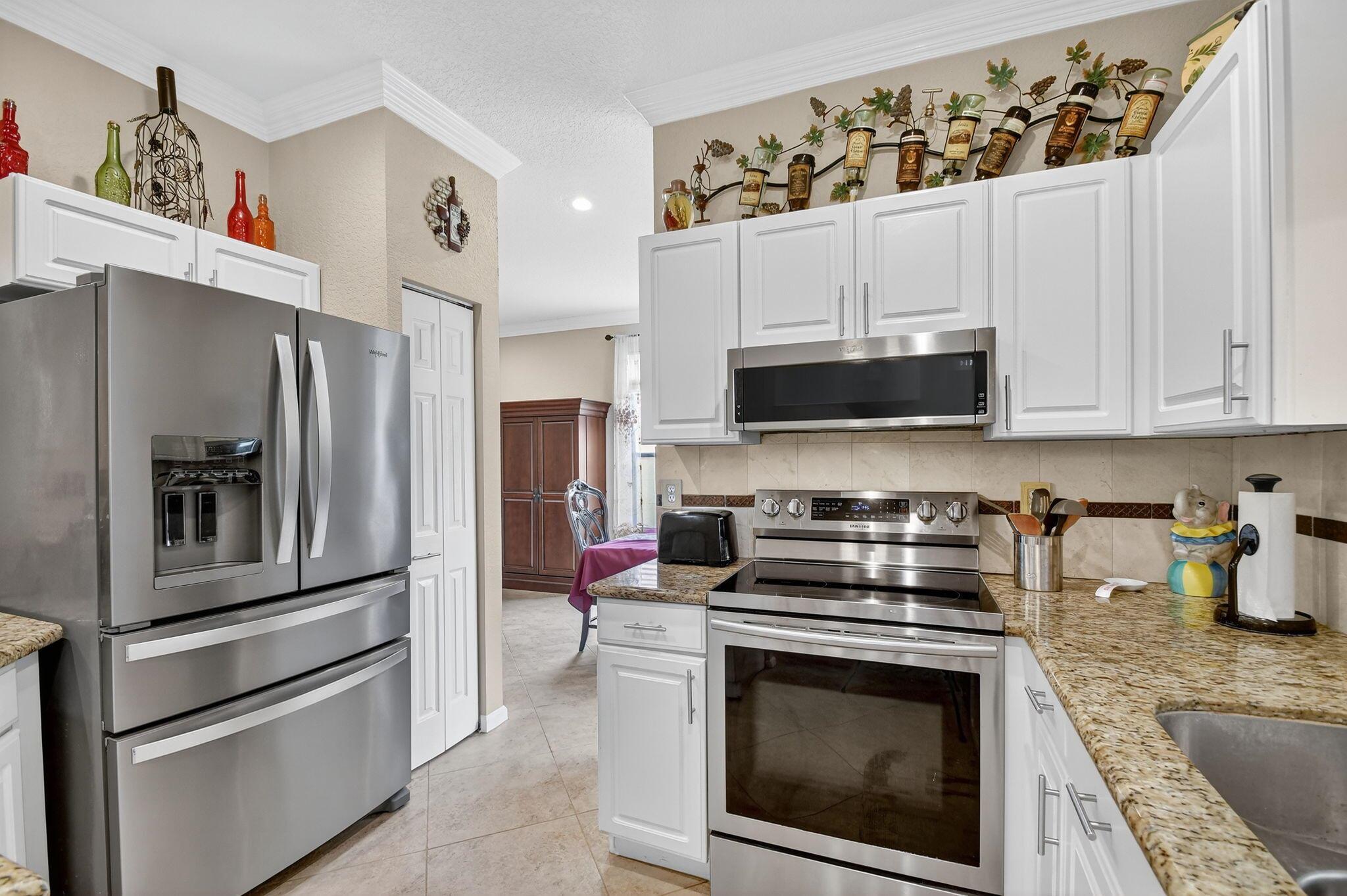 7553 Savannah Lane
