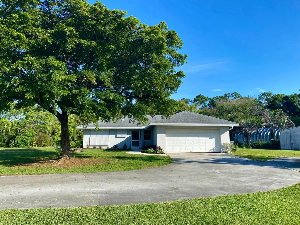 Photo of 9905 159th Court N, Jupiter, FL 33478 (MLS # B26048844)