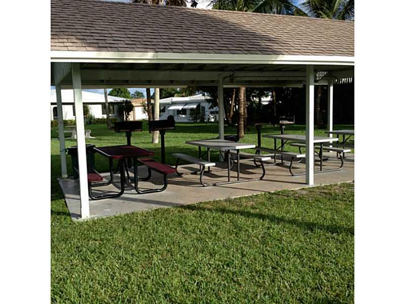 MAINLANDS OF TAMARAC LAKE - Residential