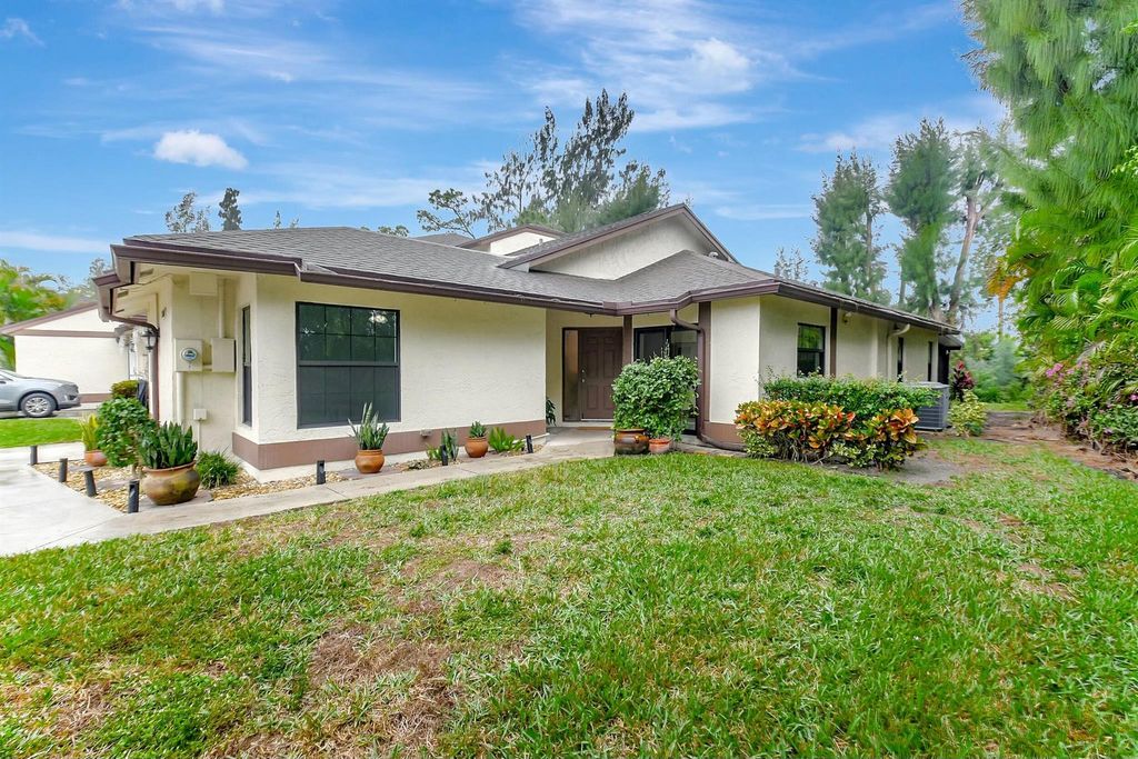 Photo of 20771 Boca Ridge Drive N, Boca Raton, FL 33428 (MLS # R11065766)