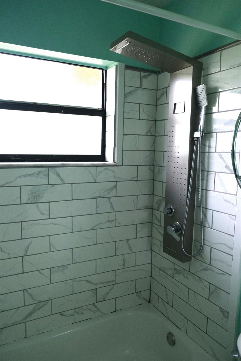 Winding Lake At Welleby C - Residential Lease