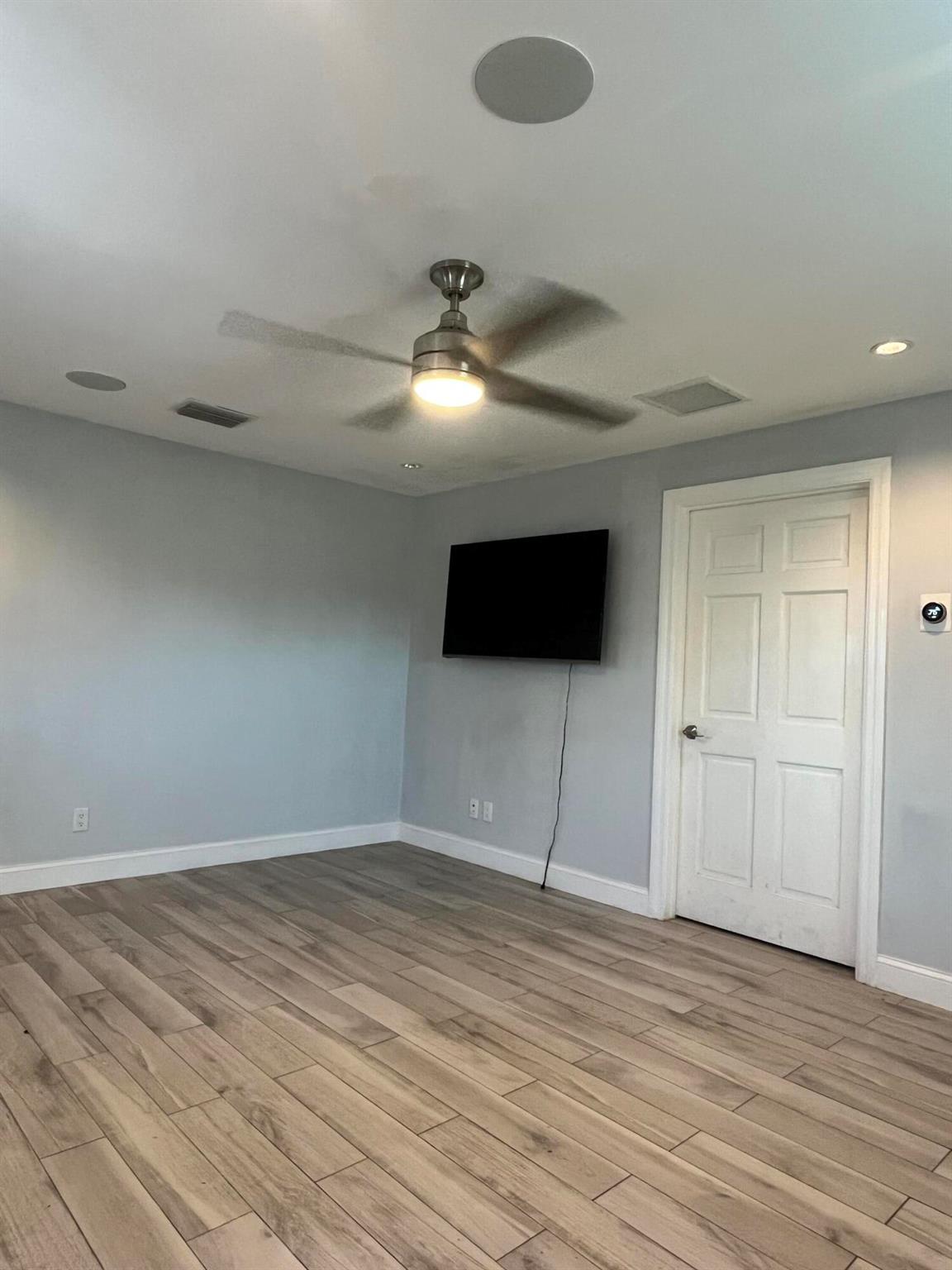 NORTH RIDGE ESTATES - Residential Lease