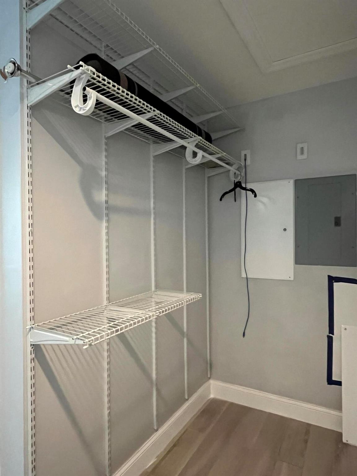 NORTH RIDGE ESTATES - Residential Lease