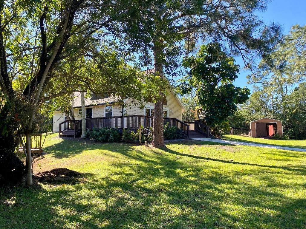 Photo of 10332 150 Court N, Jupiter, FL 33478 (MLS # R10961460)