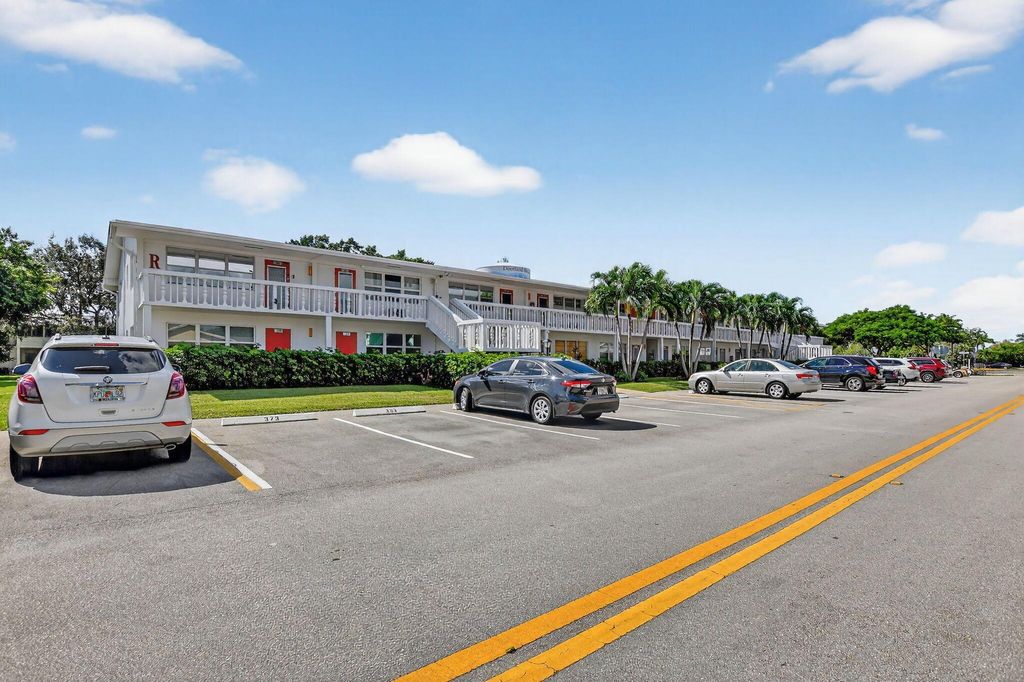 Photo of 386 Tilford R, Deerfield Beach, FL 33442 (MLS # R11133699)