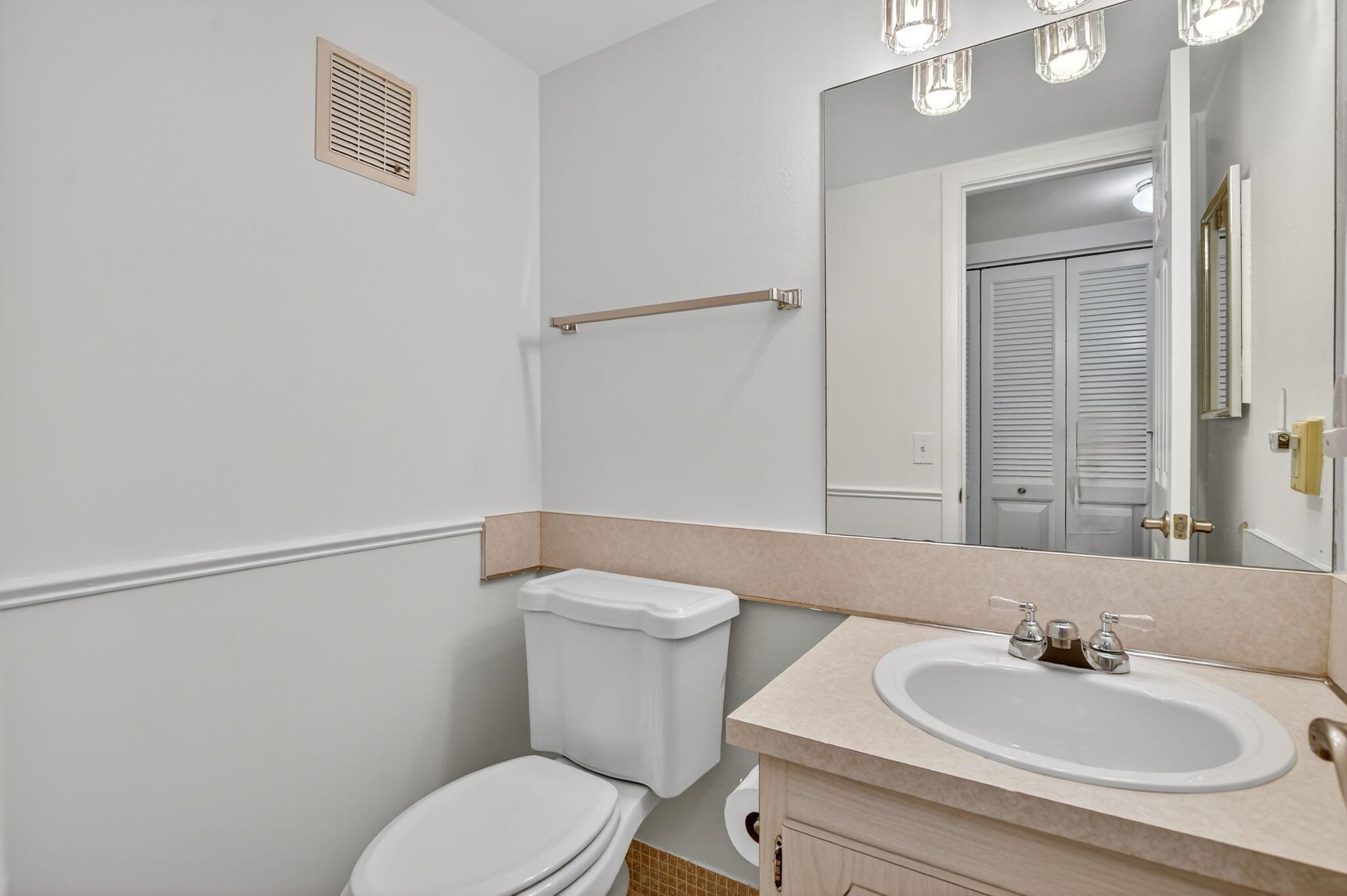 TILFORD R CONDO - Residential
