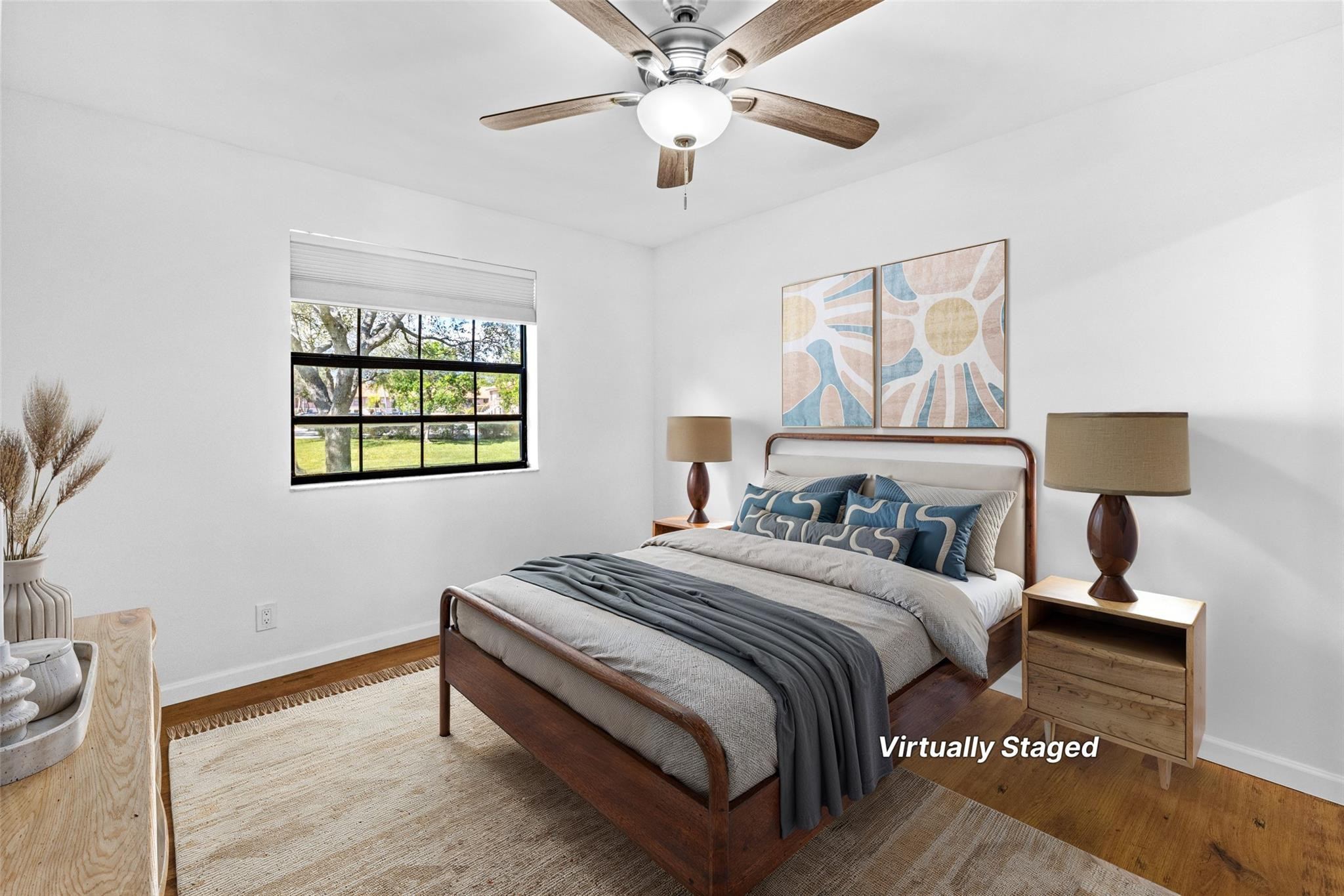 LAKE WINDWOOD - Residential