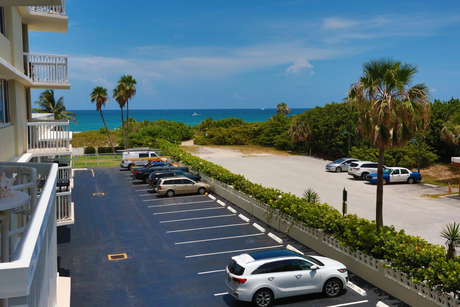 MAYAN TOWERS CONDO 1 - Residential Lease