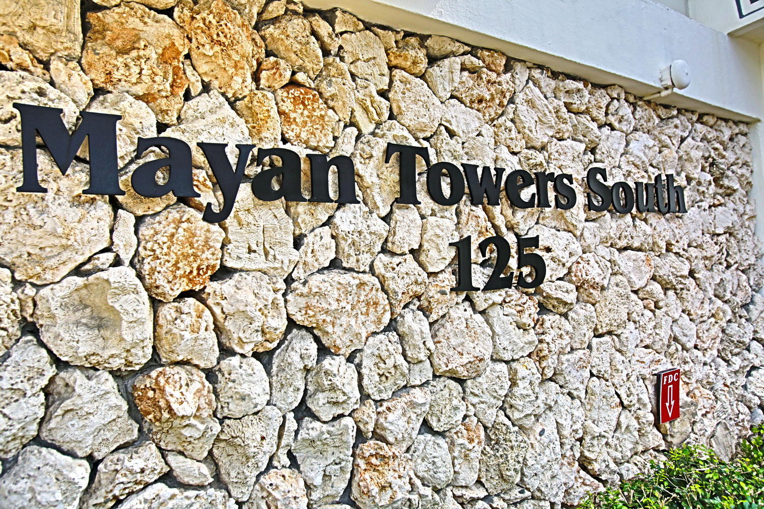 MAYAN TOWERS CONDO 1 - Residential Lease