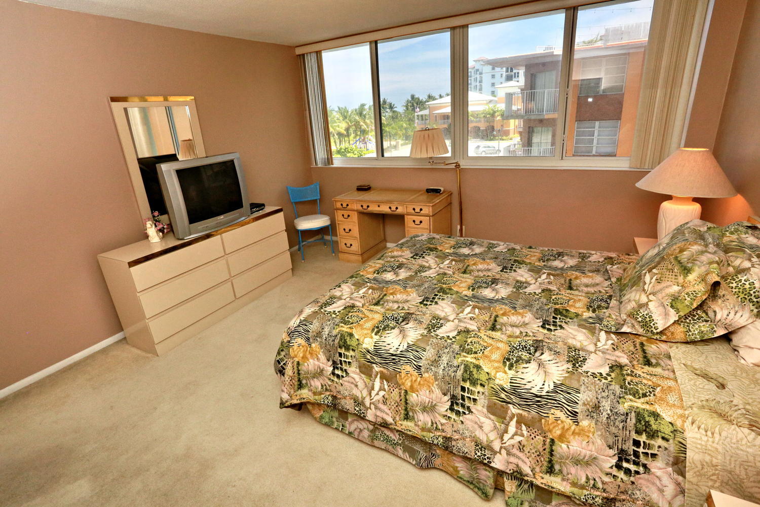 MAYAN TOWERS CONDO 1 - Residential Lease