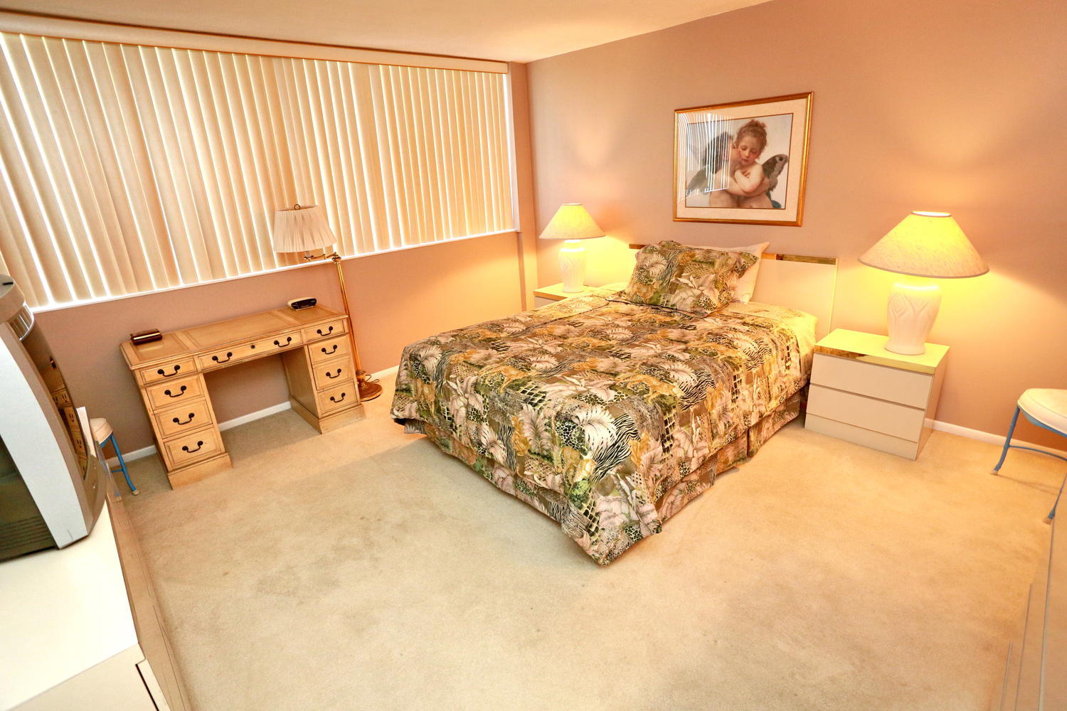 MAYAN TOWERS CONDO 1 - Residential Lease